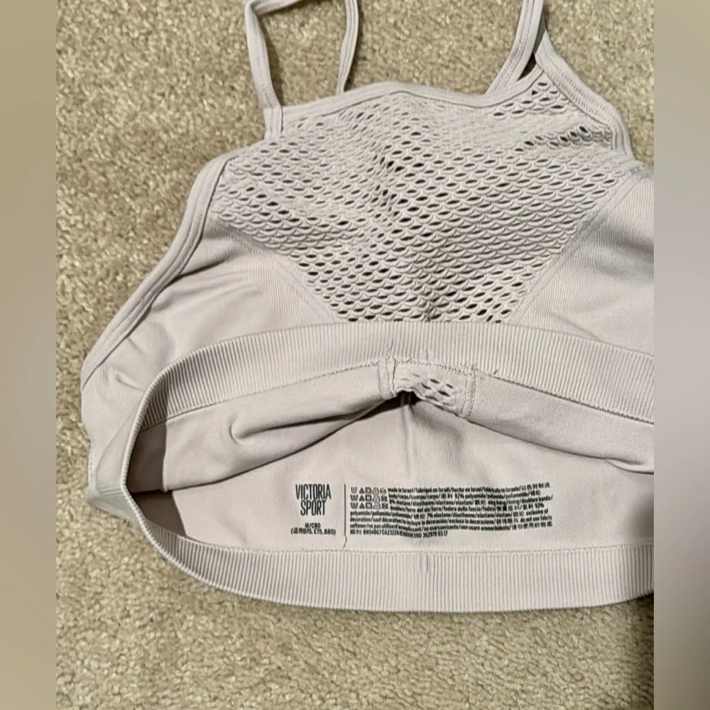 Victoria’s Secret Sport High Neck Bra - Picture 4 of 9